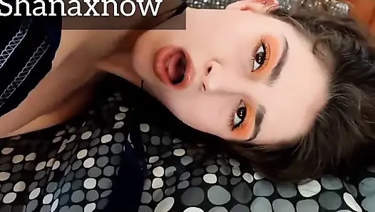 Genç üniversiteli dildo sikiş orgazmı