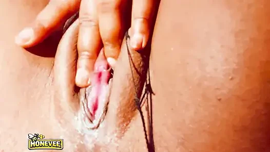 I touched my creamy pussy until I come