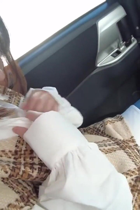 หยอกล้อรถไฟ Rendezvous กับสาวน่ารักสั้นลิ้มรสน้ําเงี่ยงอุ่นทุกหยด ตอนที่ 1