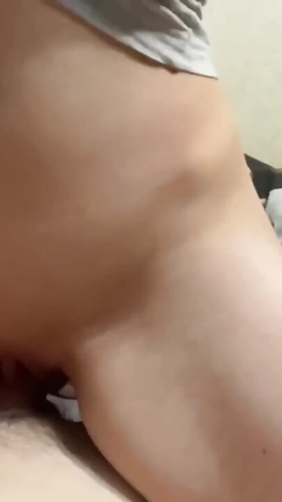 Real Teen - 18-year-old Student Has Sex with Best Friend in the Dorm
