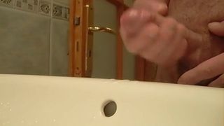 Cumming en el baño - bg972