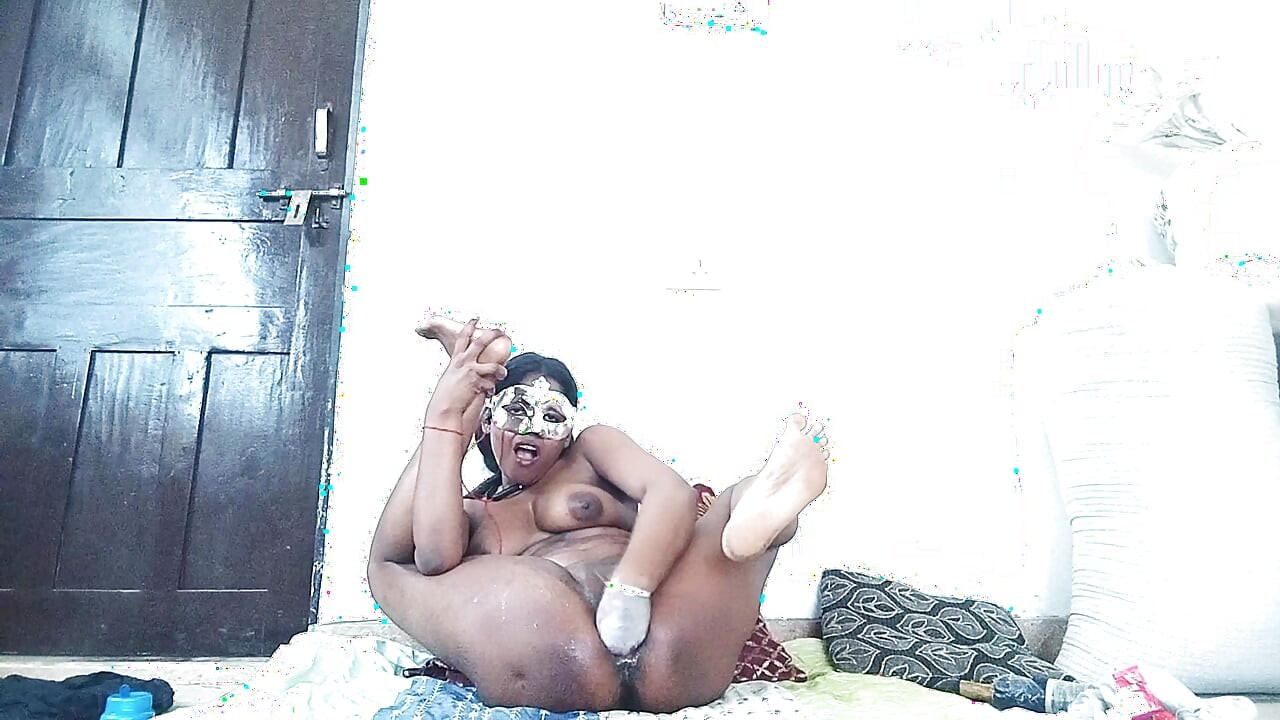 Desi hot and sexy girl harder fucking and mastrubating his pussy