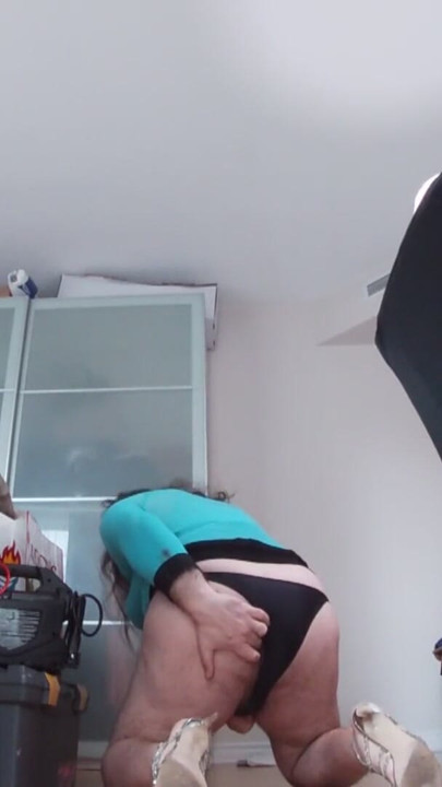 Mature Sissy hairy CD forgot to shave her legs | Clip 1