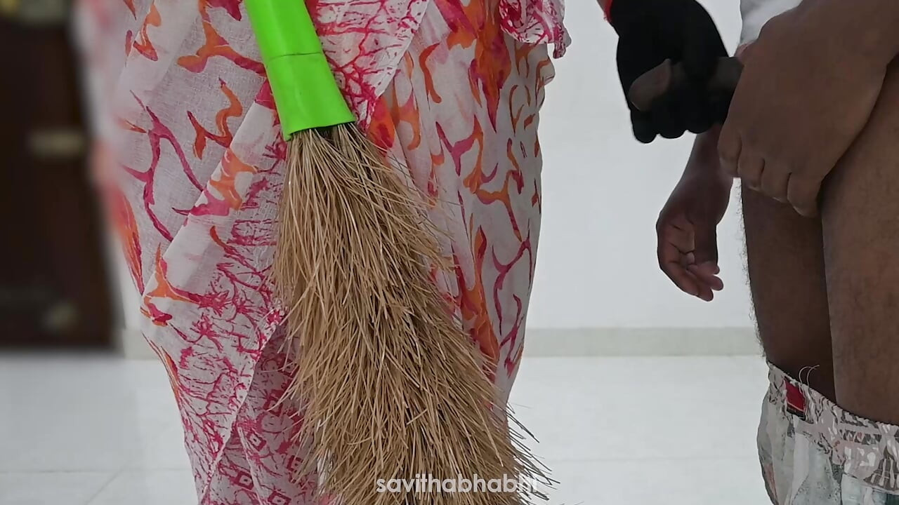 جنس يدوي من قبل خادمة ديسي سوسميتا