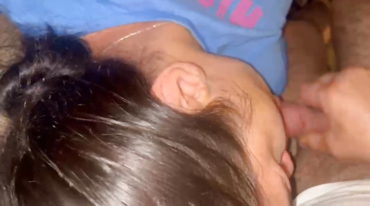 The only house with my stepfather uses my mouth to suck all day and swallow it all
