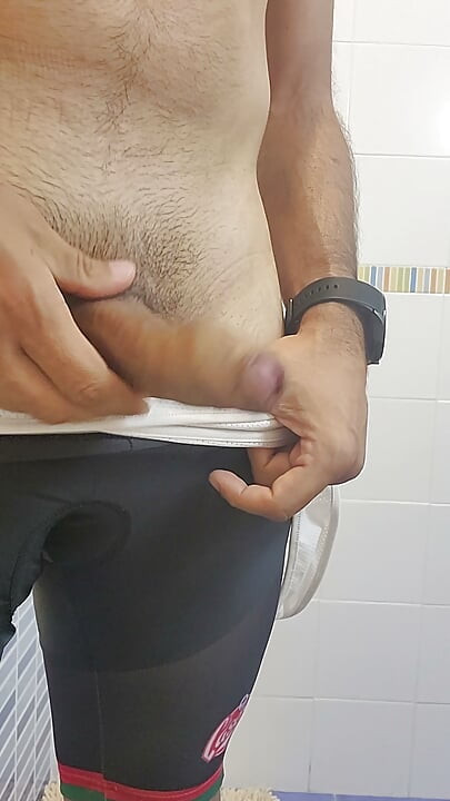 I changed my clothes and ended up masturbating