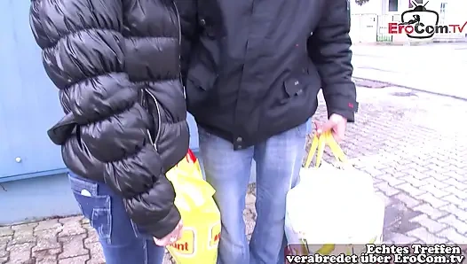 Istri Jerman dibujuk untuk selingkuh di jalan