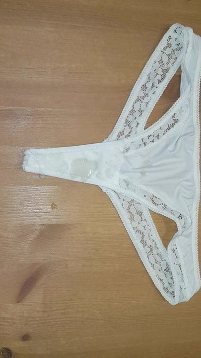 Aufs Hoeschen meiner Frau gespritzt 5