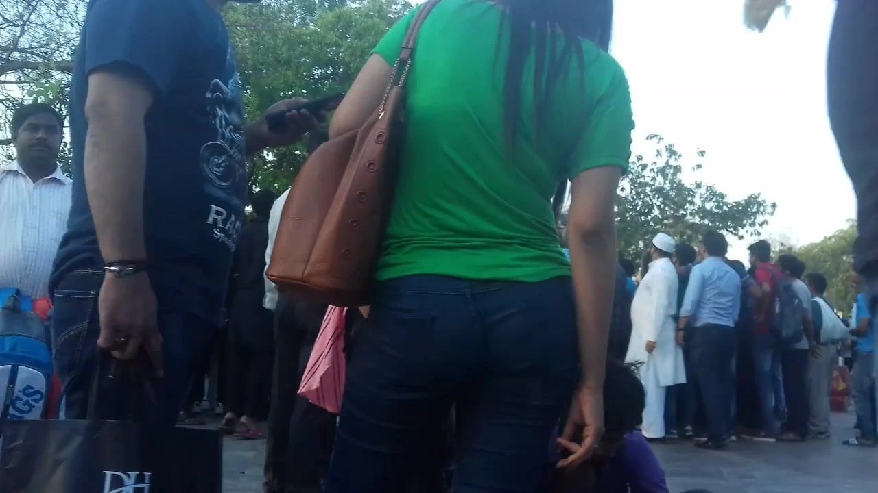 Bellyful Girl in Tight Jeans