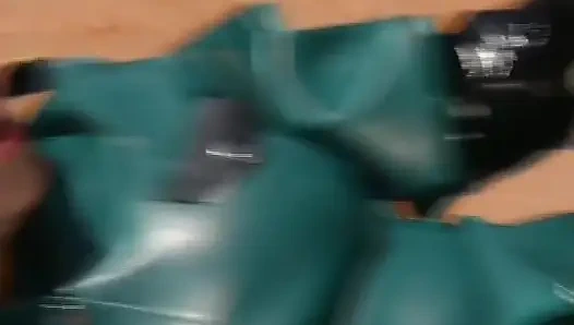 Фистинговый анальный секс вчетвером на теннисном корте с потрясающими немецкими куклами