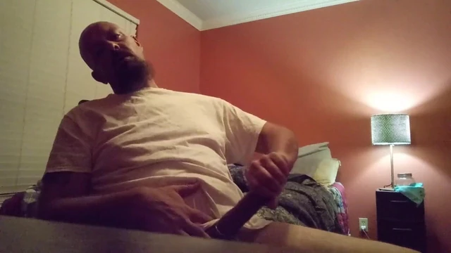 Masturbating while stepmom washed dishes