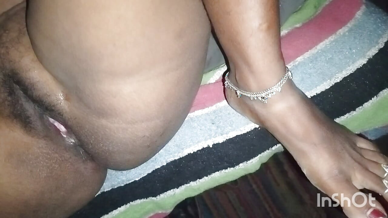 Hot bhabhi's ass enjoyed