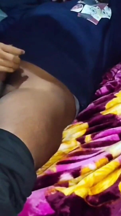 หีแน่นๆ ของ Shivani ถูกเย็ดที่บ้านเก่า | คลิป 1