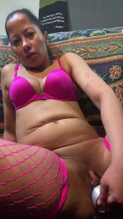Huge Soda Can in loose pussy slut