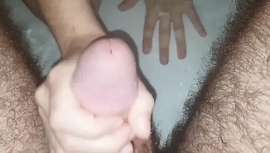 Ateşli sualtı elle muamele ve boşalma! POV