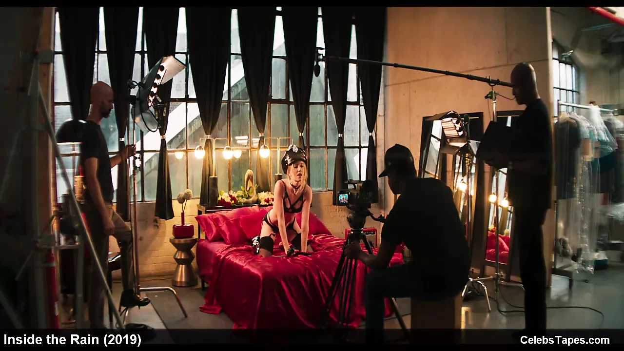 Ellen Toland & Katie McGrath nude and doggy style sex