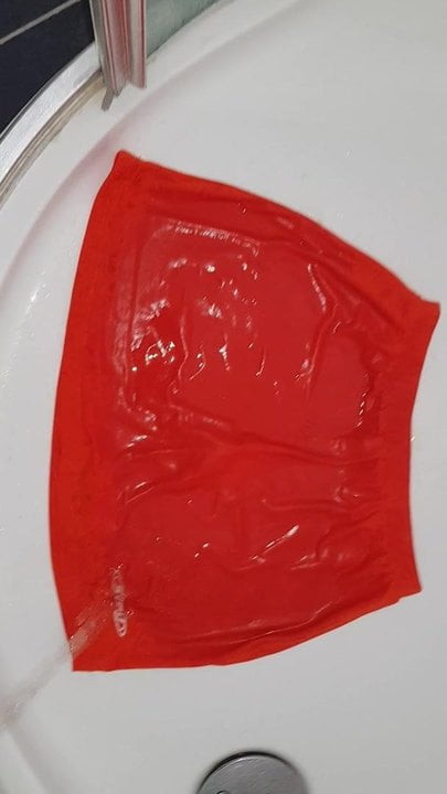 Piss on skirt