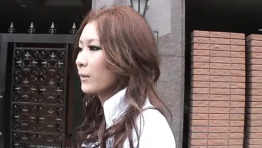 Deneyimli Japon kadının xxx tatmine ihtiyacı var