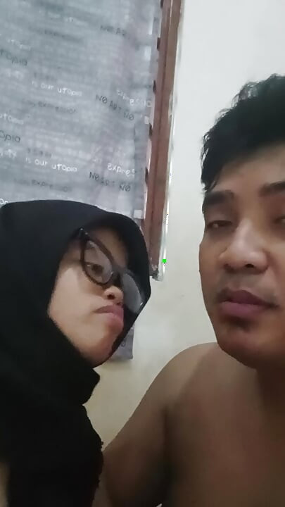 my girlfriend hijab girl who is hyper sex