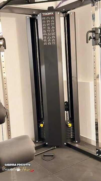 The Hottie Showing off Her Workout Skills, Being Sensual at the Gym.