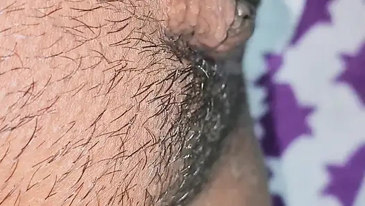 Chhoti bah#n ki chut chat ke pani nikal dia aaj hiandi audio