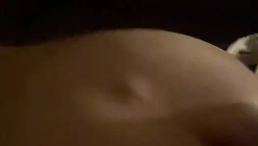 Sıkı amcığını arkadan sokuyor