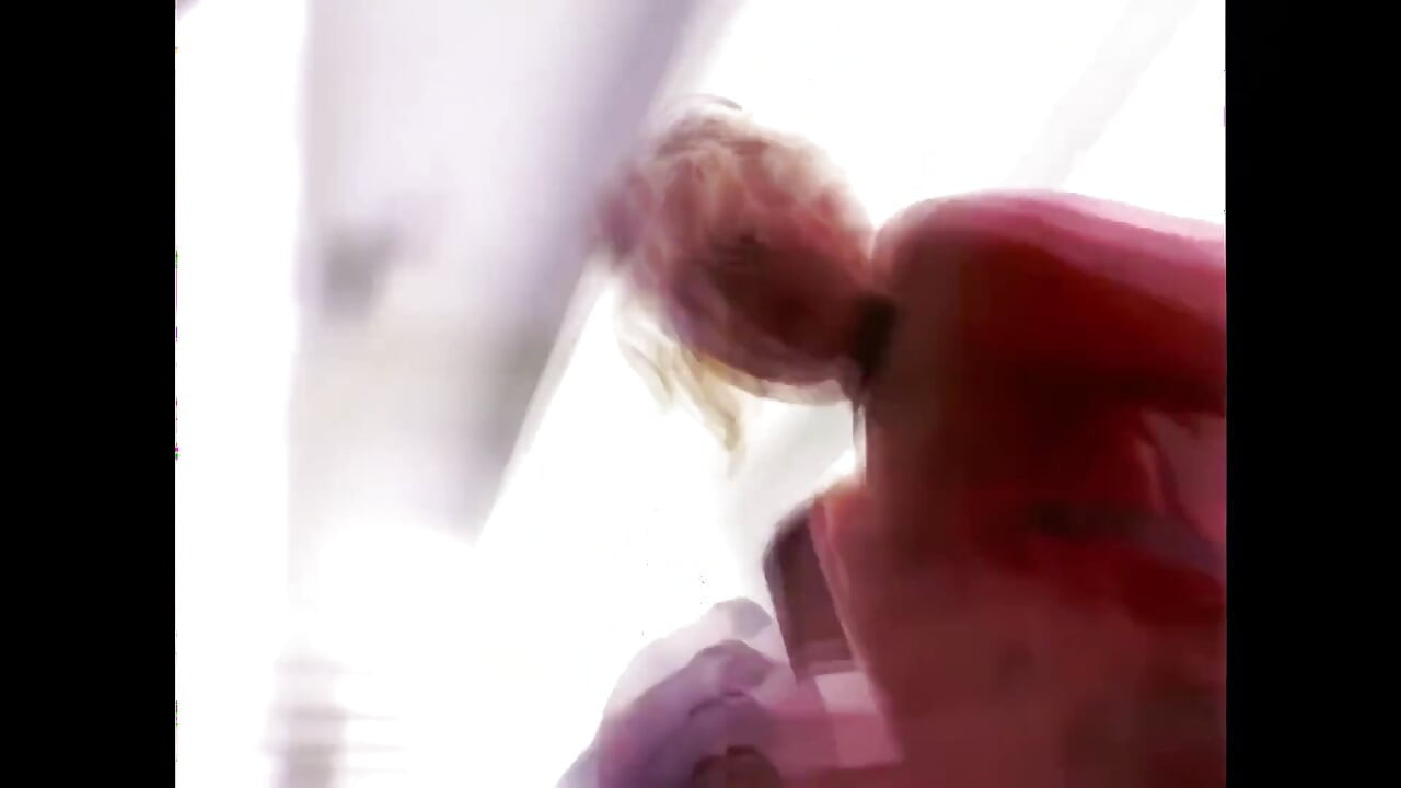 Para Pelayan Di Hutan Memukuli Diri Sendiri