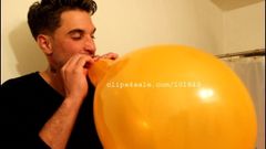 Balloon fetish - samuel popping bong bóng video 1