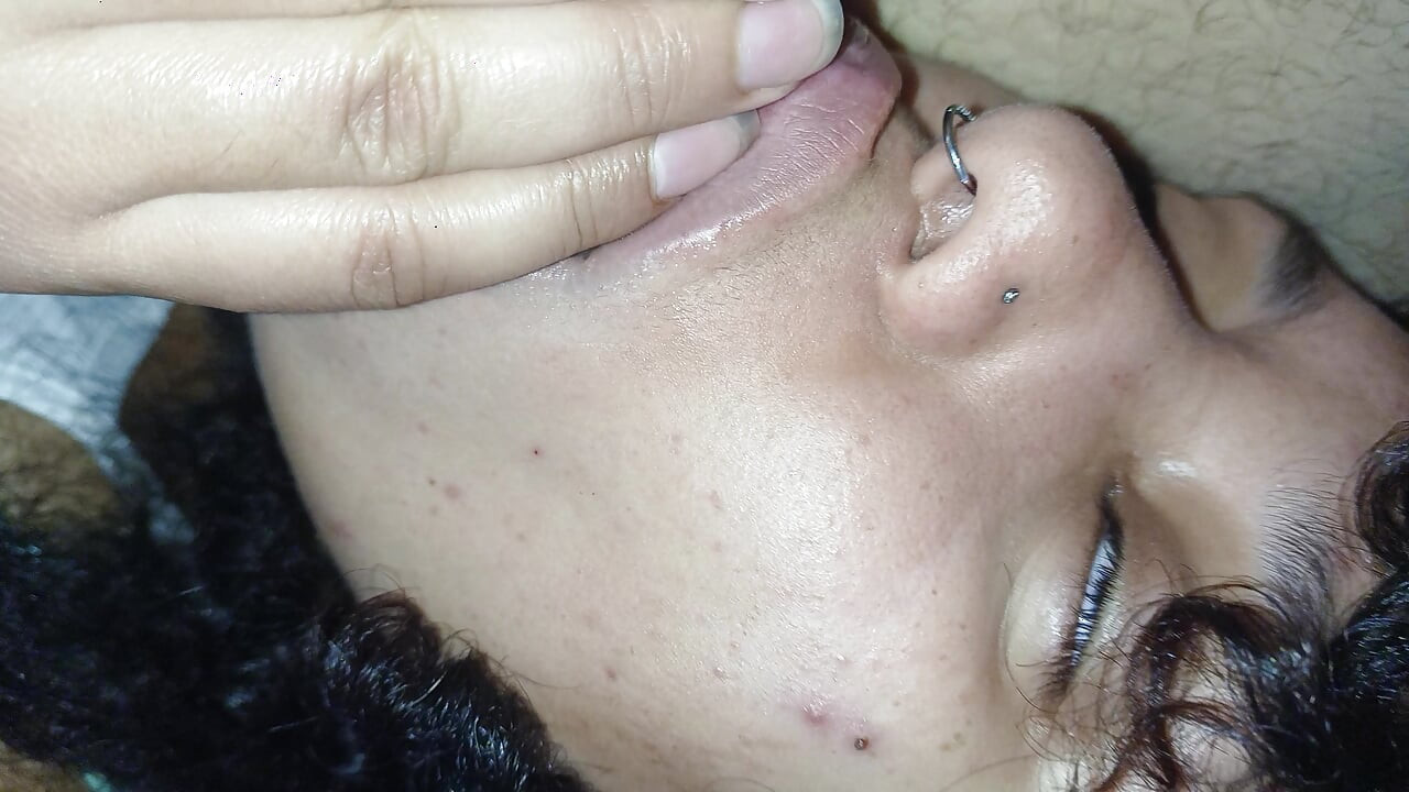 HOT CREAMPIE IN HORNY BITCH'S MOUTH, SHE LOVES IT