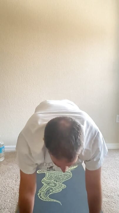 Yoga quente com Duke Silver