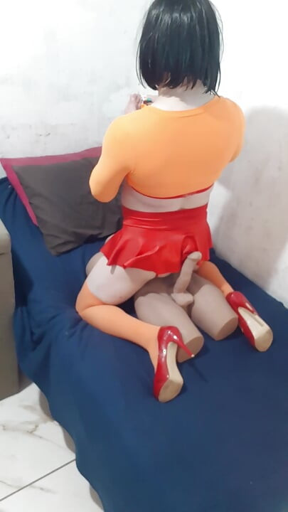 Velma cosplay ts dildo 22 cm