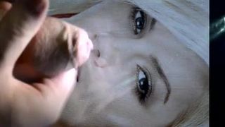 Elisha cuthbert semen homenaje