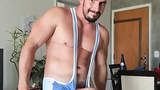Bu bekarları kullanarak azgınım