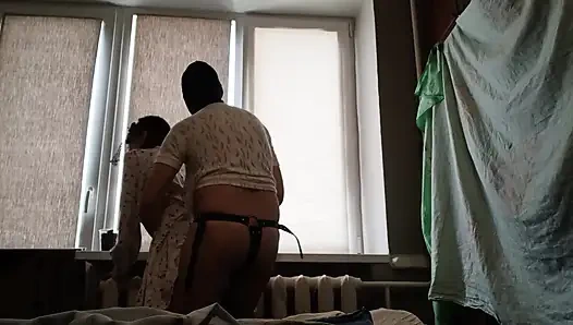 Die stiefmutter meines freundes fickt mich besser als er