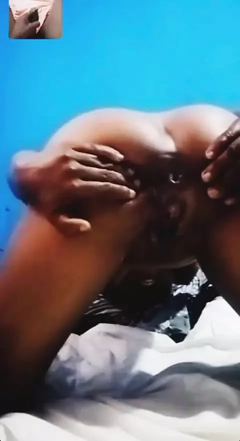 Mama Play Her Pussy on Video Call Ep3