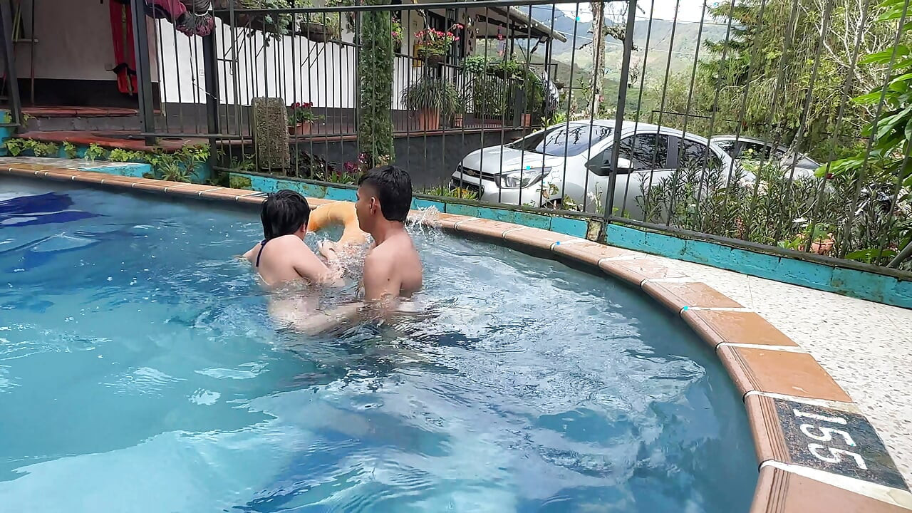 I Help My Sexy Big Ass Stepsister so She Doesn't in the Pool in Exchange for It She Lets Me Fuck Her Tight Ass Hard