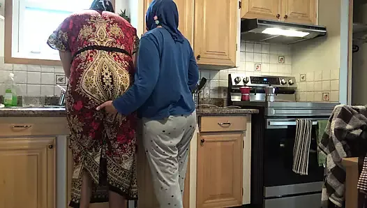 Real Arab Lesbian Couple In Marseille