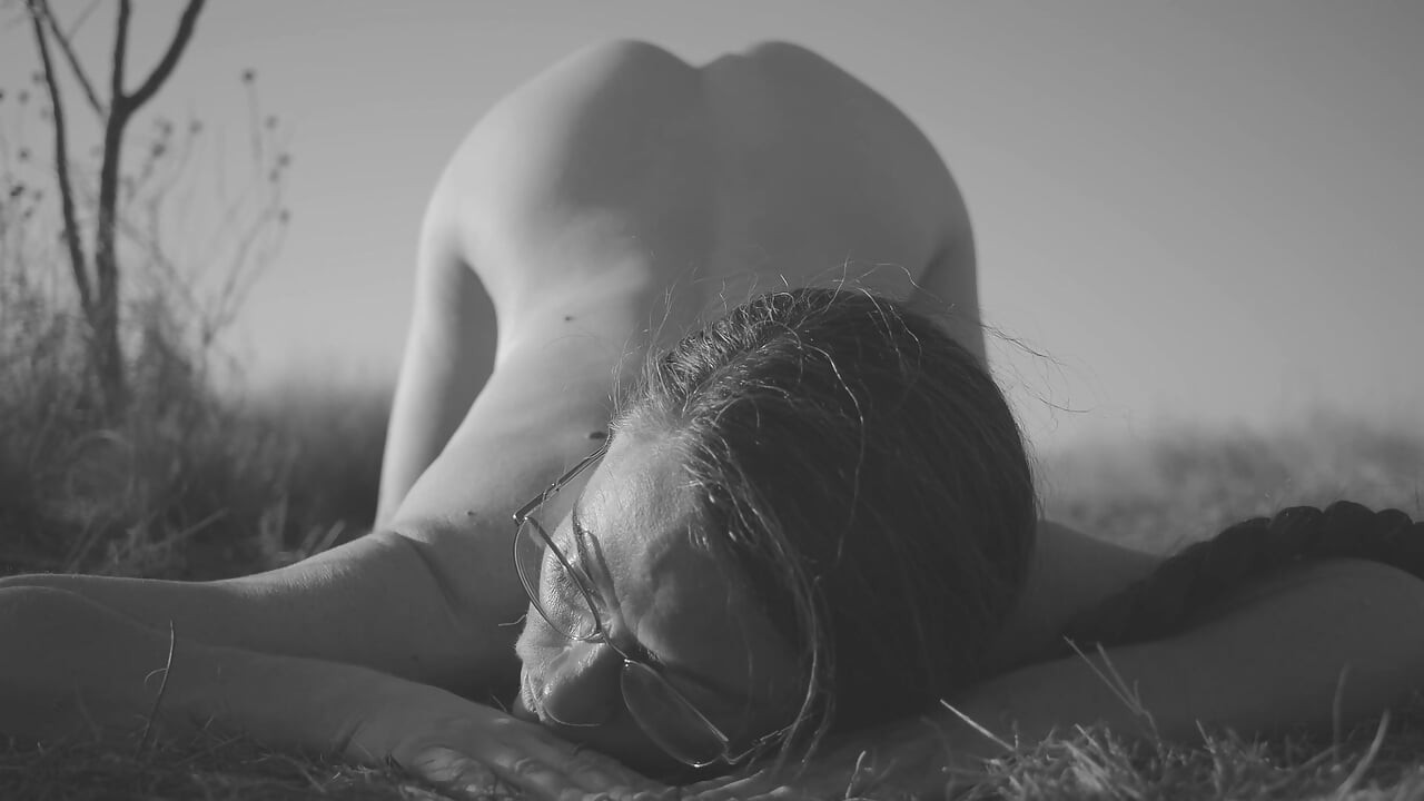 Prostrated Creature shows her devotion