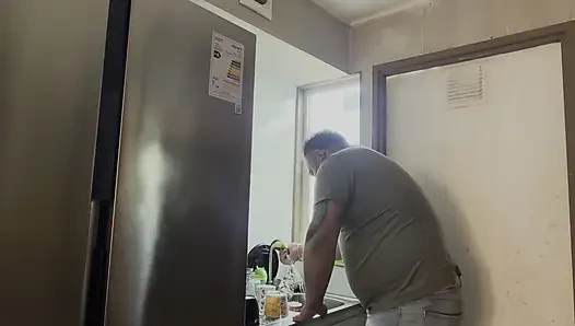 I wanted to be fucked by my stepfather while he was washing his cup