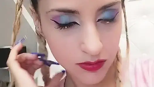 Halo Sayangku! Aku Tinggalkan Video untuk Memulai Akhir PekanMu! Suka dan Komentar Kalau Kamu Suka!