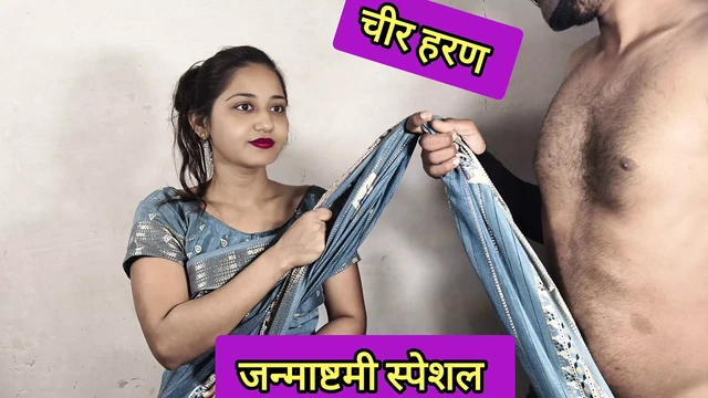 18 Years young Neighbor&#039;s Girl Was Alone At Home Boy fuck And Started Having Sex With Hindi Audio