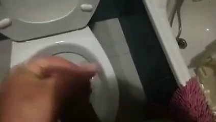 Paja en el lavabo