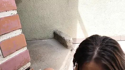 Mature candy seller wants sex every day