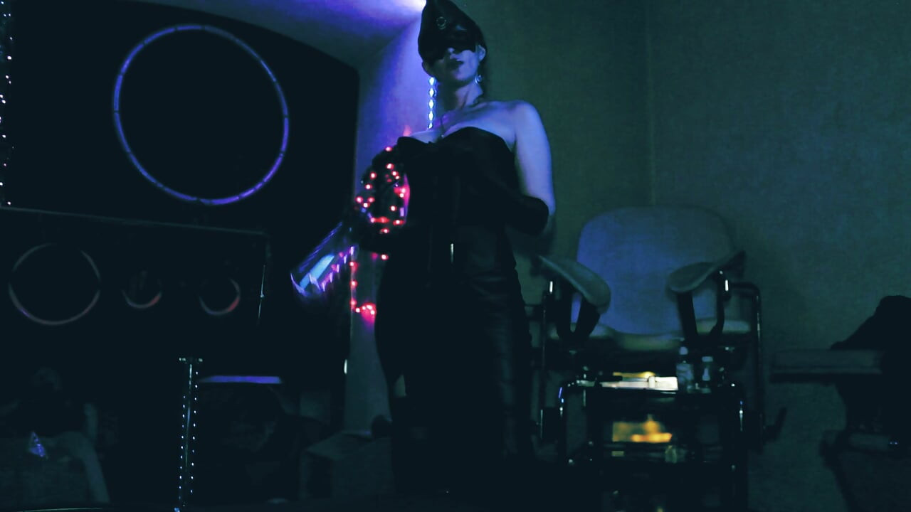 Leather Mistress Eva Latex Femdom Fetish Milf Toys Penis Pump BDSM Kink Hot Sexy