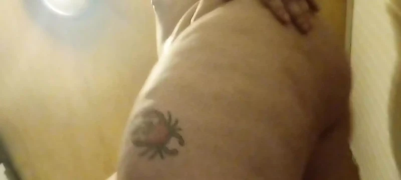 Giantess Teases You with Big Ass and Farting