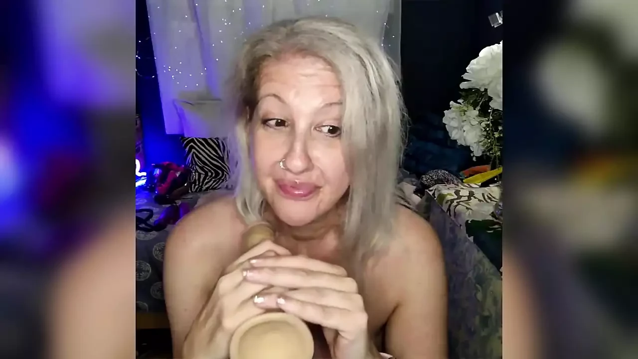 A Dildo and a Sloppy BJ