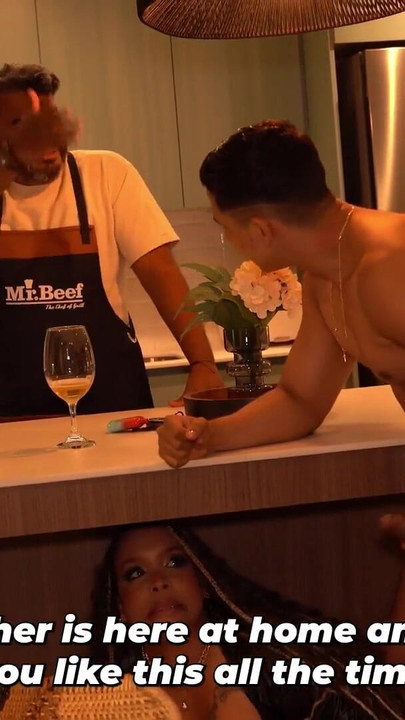 Une belle-mère finit par baiser le beau-fils musclé de son mari dans le dos | Clip 3