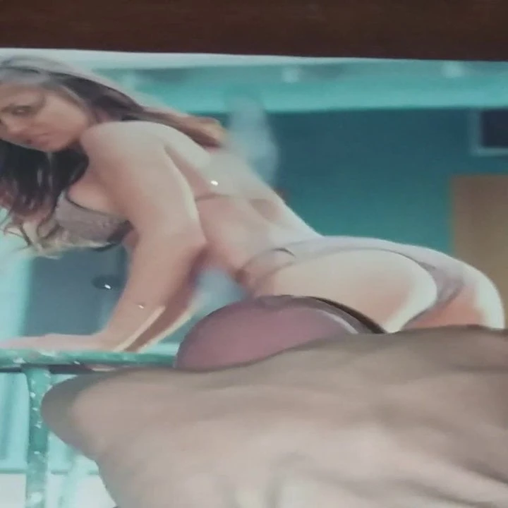 Carmen Electra cum tribute
