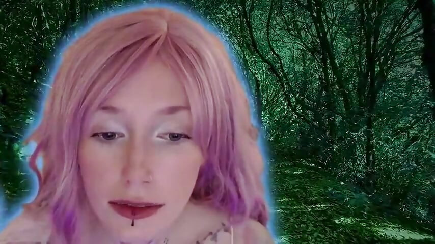 Giantess V0re POV Fantasy fairy giantess slukar högkala mänskligt byte - hals utbuktning sväljer &matsmältning retas!