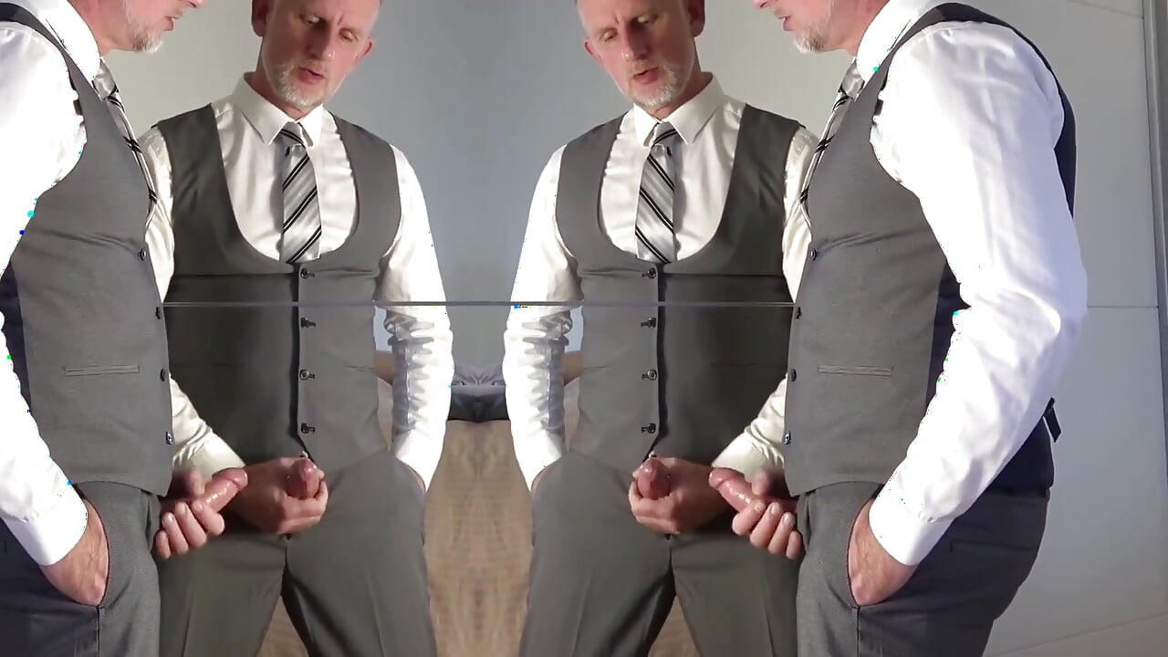 Mirrored I